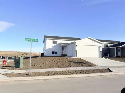 3740 Haralson Ln, Rapid City, SD 57703