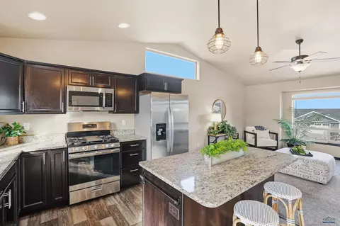 1203 Kodiak Dr, Box Elder, SD 57719 photo 10