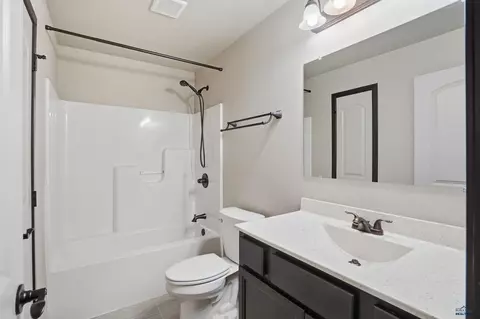 1203 Kodiak Dr, Box Elder, SD 57719 photo 33