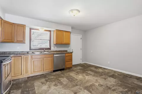 201 Hummingbird Cir, Box Elder, SD 57719 photo 7