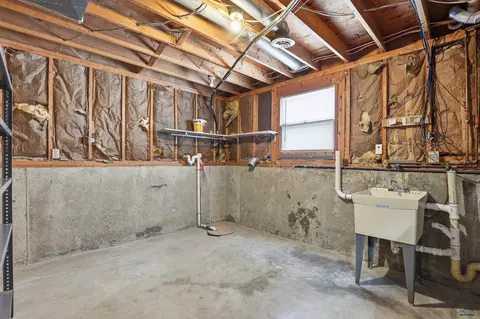 201 Hummingbird Cir, Box Elder, SD 57719 photo 21