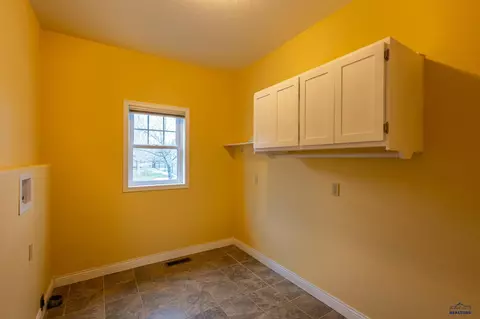 4019 Ward Ave, Spearfish, SD 57783 photo 14