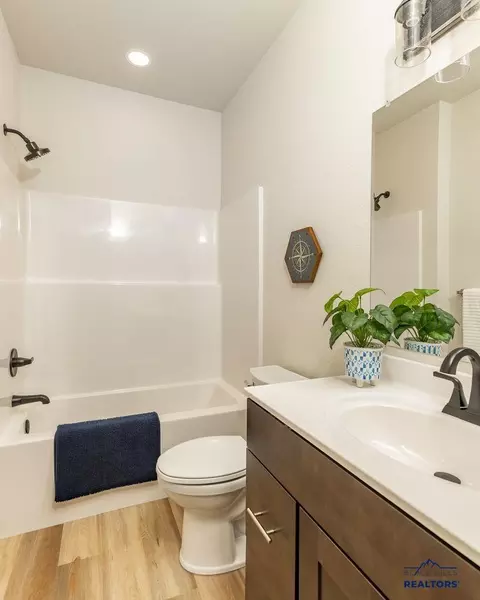 Bath - 441 Alpha Ave, Box Elder, SD 57719 photo 3 of 3