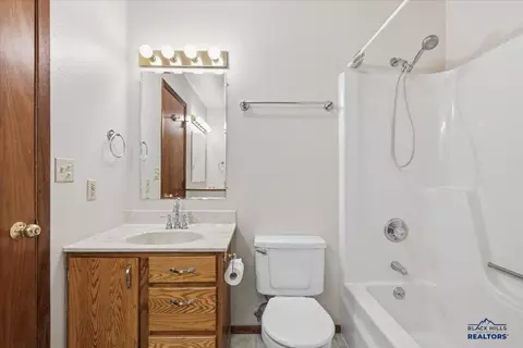 Bath - 1440 Lookout Valley Ct, Spearfish, SD 57783 photo 1 of 3