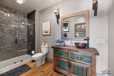 Bath - 21159 Gilded Mountain Lp, Lead, SD 57754 photo 1 of 3