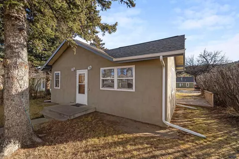 704 Crook St, Custer, SD 57730