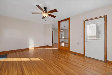 704 Crook St, Custer, SD 57730 photo 7