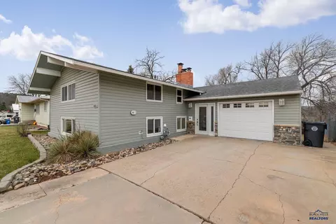 2029 Stirling, Rapid City, SD 57701