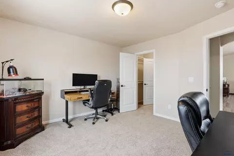 541 Pride Ct, Box Elder, SD 57719 photo 14