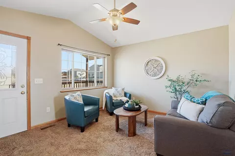 715 Old Cavalry Rd, Box Elder, SD 57719 photo 10