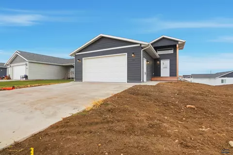 429 Yelner Dr #LOT 8 BLK 5, Box Elder, SD 57719