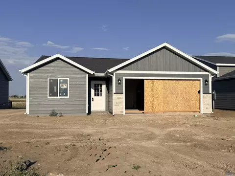 4094 Mcintosh Ln, Rapid City, SD 57703