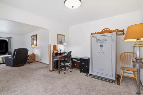 706 Glenn St, Wall, SD 57790 photo 20