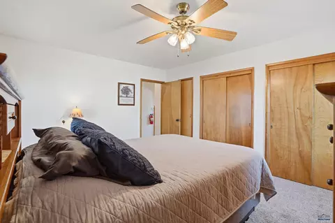 706 Glenn St, Wall, SD 57790 photo 24