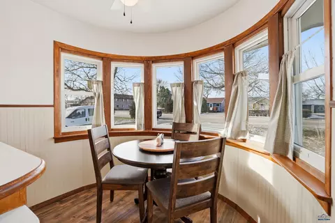 706 Glenn St, Wall, SD 57790 photo 16