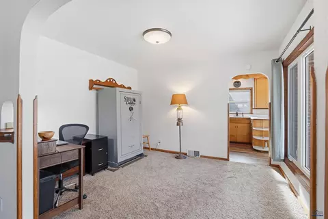706 Glenn St, Wall, SD 57790 photo 18