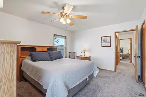 706 Glenn St, Wall, SD 57790 photo 22
