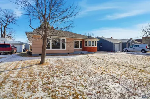 706 Glenn St, Wall, SD 57790 photo 5