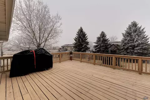 603 Cardinal Dr, Box Elder, SD 57719 photo 8