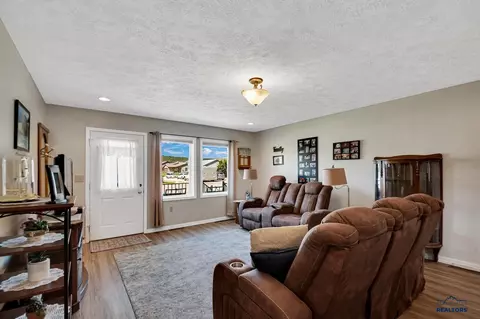 9310 Astoria Ln, Summerset, SD 57718 photo 13