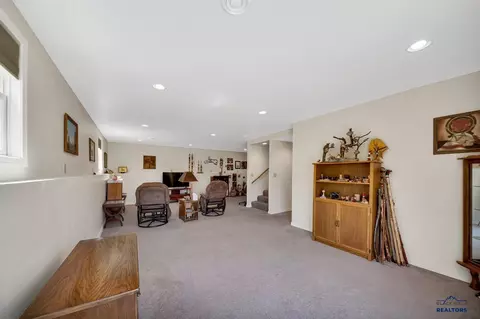 9310 Astoria Ln, Summerset, SD 57718 photo 19