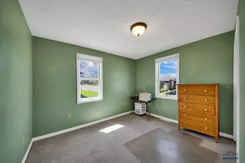 9310 Astoria Ln, Summerset, SD 57718 photo 10