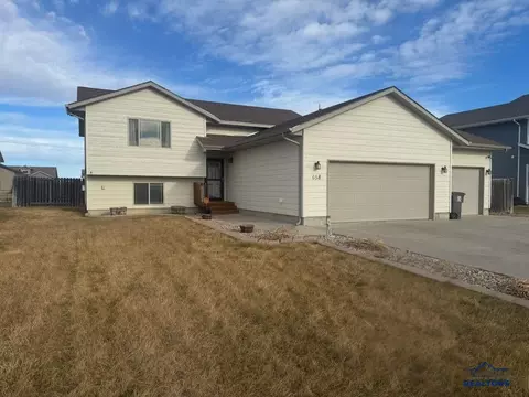 658 Flight Line Ct, Box Elder, SD 57719