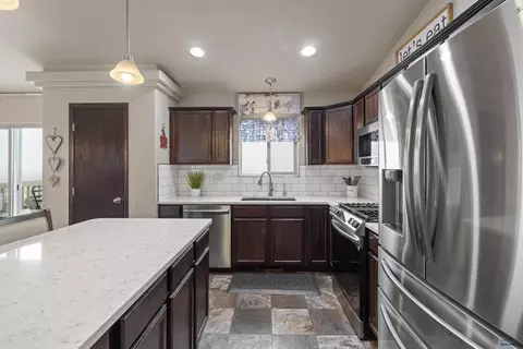 242 E Bengal Dr, Rapid City, SD 57701 photo 7