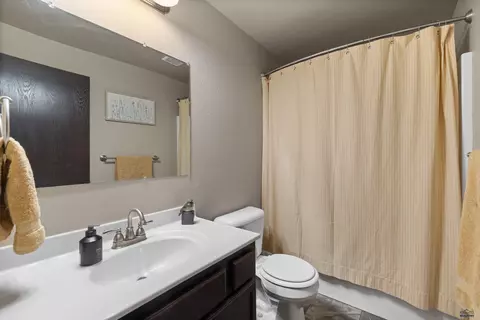 242 E Bengal Dr, Rapid City, SD 57701 photo 22