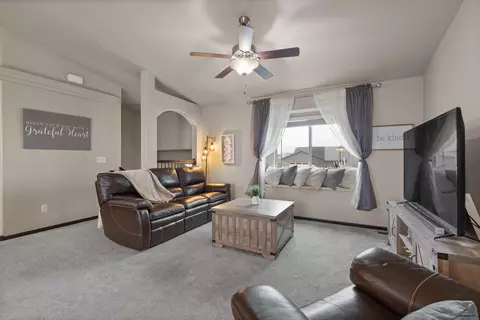 242 E Bengal Dr, Rapid City, SD 57701 photo 3