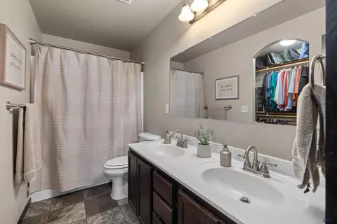 242 E Bengal Dr, Rapid City, SD 57701 photo 15
