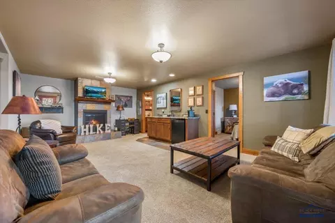 Living - 21153 Gilded Mountain Lp, Lead, SD 57754 photo 5 of 5
