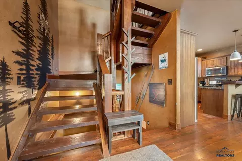 Entry Way - 21153 Gilded Mountain Lp, Lead, SD 57754 photo 1 of 1