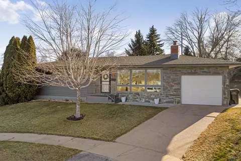 122 Ray Ann Ct, Rapid City, SD 57702