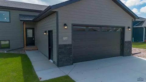 577 Antietam Dr, Box Elder, SD 57719
