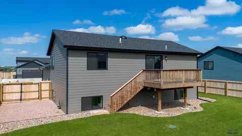 577 Antietam Dr, Box Elder, SD 57719 photo 4