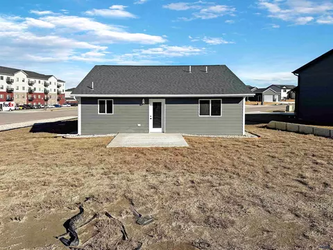 1257 Kenai Dr, Box Elder, SD 57719 photo 4