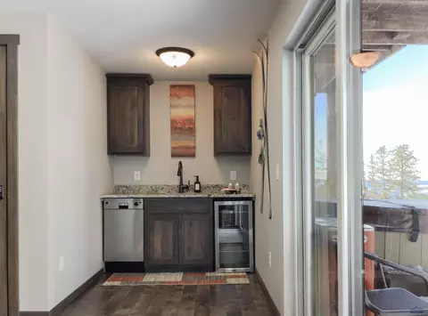 Kitchen - 21171 Lost Camp Trl, Lead, SD 57754 photo 6 of 6
