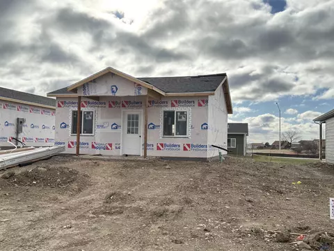 5615 Crystalline Hills Dr, Rapid City, SD 57703