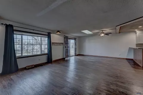 108 E Centennial, Rapid City, SD 57701 photo 8