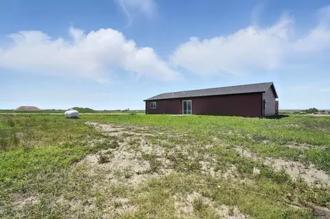 Exterior - 1026 Driver Cir, Wall, SD 57790 photo 4 of 6