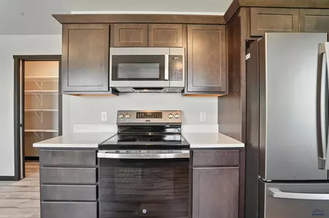 Kitchen - 1026 Driver Cir, Wall, SD 57790 photo 4 of 5