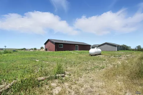 Exterior - 1026 Driver Cir, Wall, SD 57790 photo 5 of 6