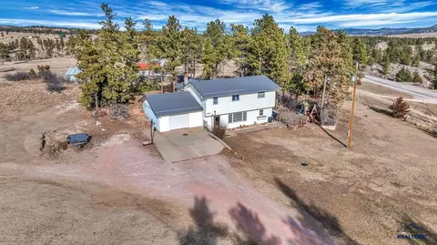 27835 Cascade Rd, Hot Springs, SD 57747