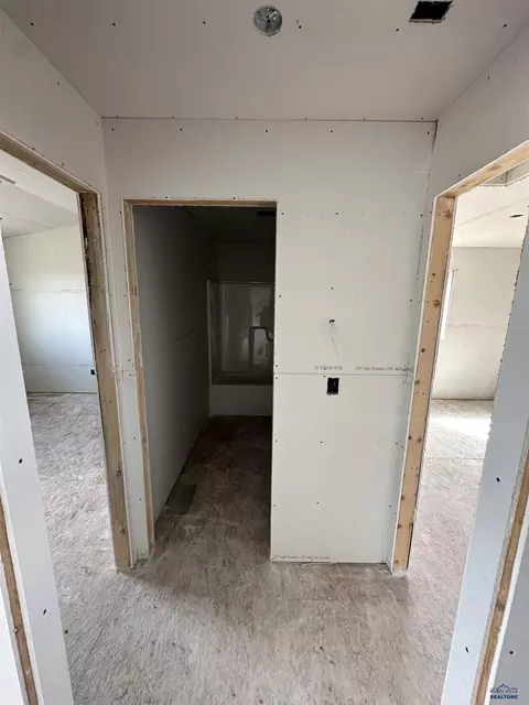 Entry Way - 542 Denali Dr, Box Elder, SD 57719 photo 2 of 4