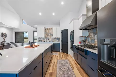 Kitchen - 5170 Airport Rd, Spearfish, SD 57783 photo 3 of 3