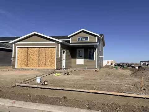 4180 Mcintosh Ln, Rapid City, SD 57703