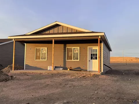 5616 Crystalline Hills Dr, Rapid City, SD 57703