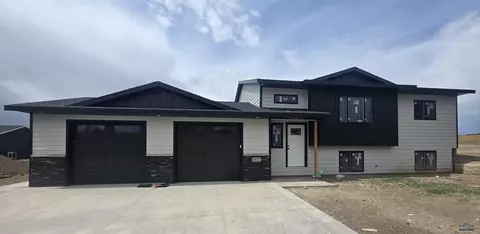 3917 Altor Ct, Rapid City, SD 57703