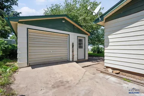 2329 S Baldwin, Sturgis, SD 57785 photo 25